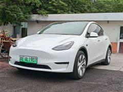 Tesla Model Y Long Range All-Wheel Drive - фото 6