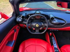 Ferrari F8 Spider 3.9T V8 - ფოტო 9