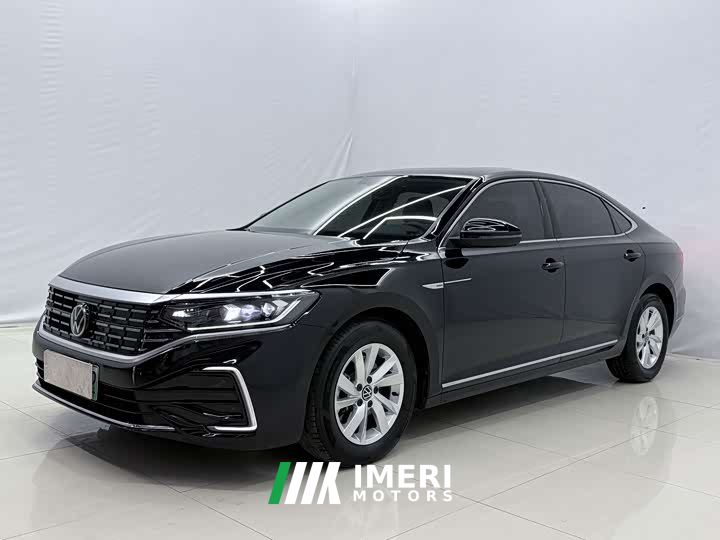 Volkswagen Passat Plug-in Hybrid 430PHEV Hybrid Business Edition