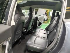 Tesla Model Y Long Range All-Wheel Drive - ფოტო 18