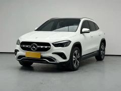 Mercedes-Benz GLA 200 - ფოტო 1
