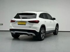 Mercedes-Benz GLA 200 - ფოტო 11