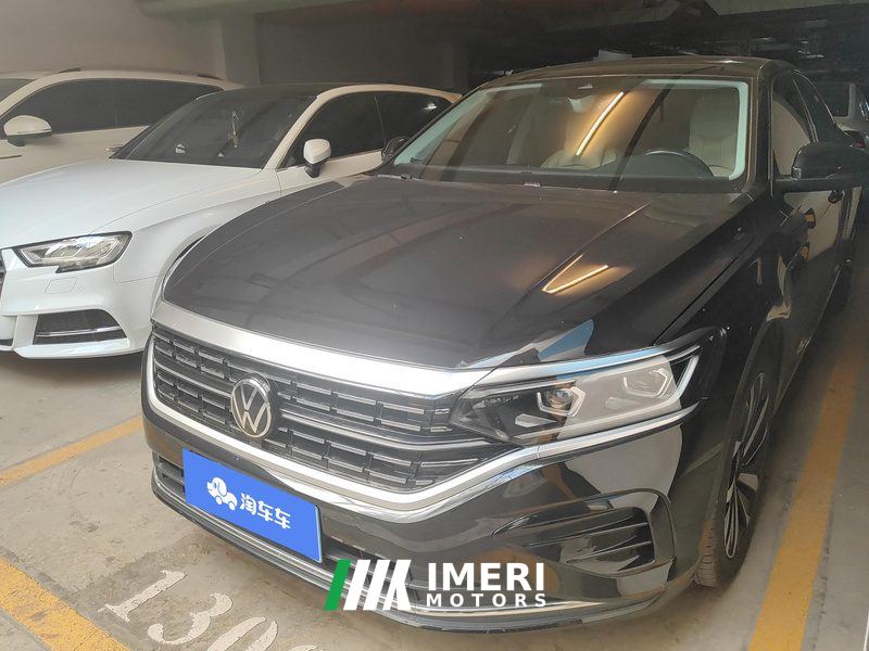 Volkswagen Passat 330TSI Luxury Edition