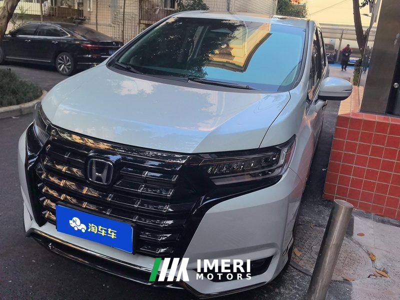 Honda Elysion Hybrid 2.0L Luxury Edition