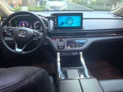Honda Elysion Hybrid 2.0L Luxury Edition - ფოტო 16
