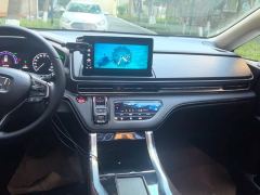 Honda Elysion Hybrid 2.0L Luxury Edition - ფოტო 17