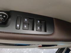 Buick GL8 Land Business Class 652T Luxury - ფოტო 13