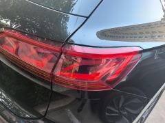 Volkswagen Touareg 3.0T Premium Classic Sports Suit - фото 5