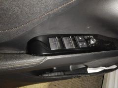Toyota Camry 2.0G Luxury Edition - ფოტო 12