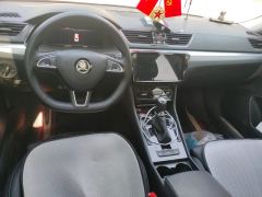 Skoda Superb TSI280 Deluxe Edition - ფოტო 16