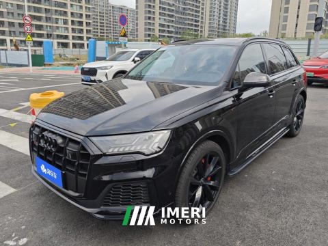 2021 Audi Q7 55 TFSI quattro S line Sport
