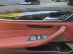 BMW 5 Series Facelift 525Li M Sport Package - фото 12
