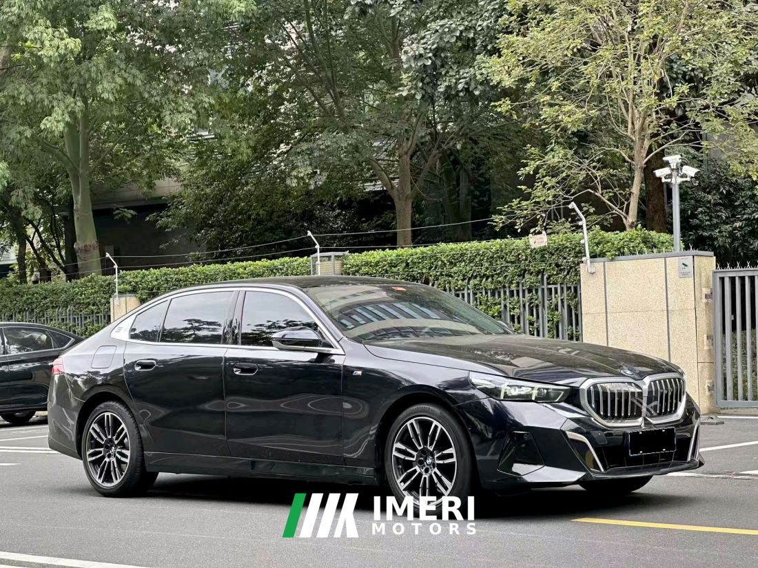 BMW 5 Series 525Li M Sport Package - ავტომობილი ჩინეთიდან