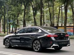 BMW 5 Series 525Li M Sport Package - ფოტო 3