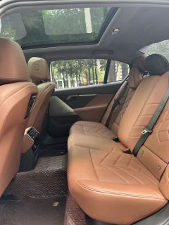 BMW 5 Series 525Li M Sport Package - ფოტო 8