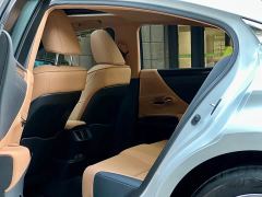 Lexus ES 200 Premium Edition - фото 6