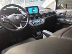 Honda Elysion e:HEV 2.0L Luxury Edition - фото 16