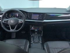 Volkswagen Passat - photo 16