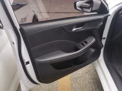 Roewe MG i5 1.5L CVT Luxury - ფოტო 12