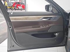 BMW 7 Series 740Li Premier Luxury Package - photo 9
