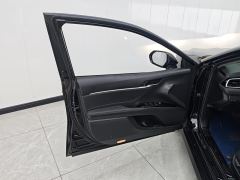 Toyota Camry 2.0G Luxury Edition - ფოტო 12