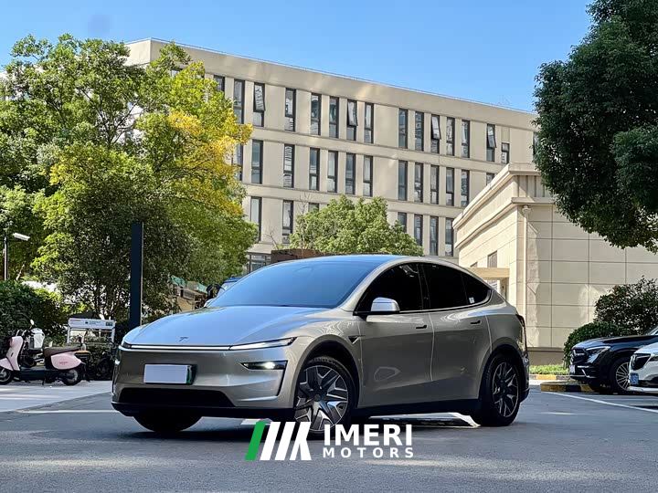 Tesla Model Y L Long Range All-Wheel Drive - ავტომობილი ჩინეთიდან