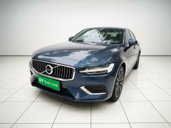 Volvo S60 B4 Intelligent Remote Luxury Edition - ფოტო 1