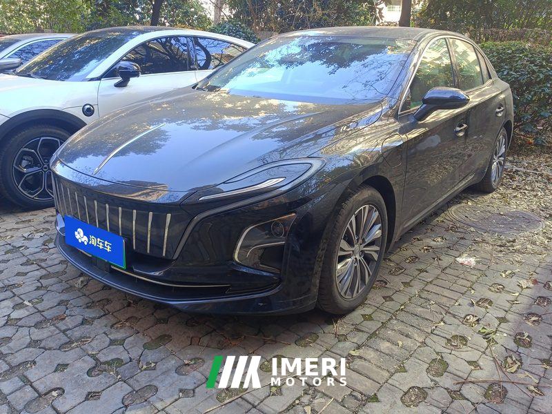 FAW Hongqi E-QM5 431km Charging Fun Edition 5-seater