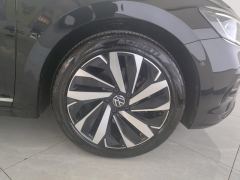Volkswagen Passat 380TSI Luxury Edition - photo 6