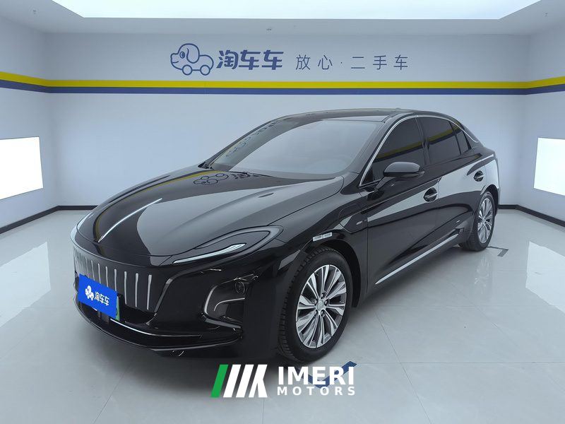 FAW Hongqi E-QM5 500km Travel Edition