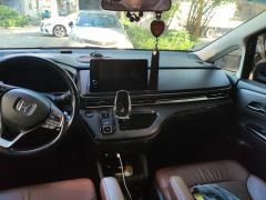 Honda Odyssey 2.0L Sharp Luxury Edition 7-seater - ფოტო 17