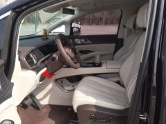 Denza D9 DM-i 1.5T 190km AWD Version 7 - фото 14