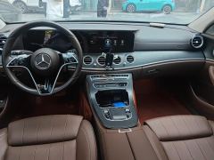 Mercedes-Benz E Class E-Class E 260 L - photo 16
