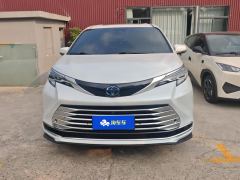 Toyota Sienna 2.5L Hybrid Platinum Edition - ფოტო 3