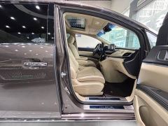 Buick GL8 Land Executive Cabin 652T Luxury - ფოტო 12