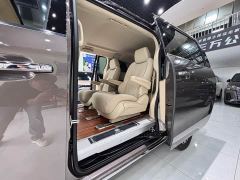 Buick GL8 Land Executive Cabin 652T Luxury - ფოტო 13