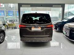 Buick GL8 Land Executive Cabin 652T Luxury - ფოტო 5