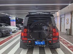 Land Rover Defender 110 3.0T P400 Dark Edition - фото 16