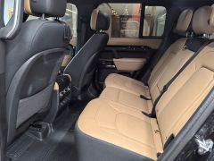 Land Rover Defender 110 3.0T P400 Dark Edition - фото 5