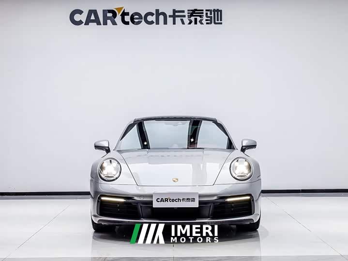 Porsche 911 Carrera 3.0T