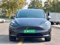 Tesla Model Y Rear-Wheel Drive - ფოტო 2