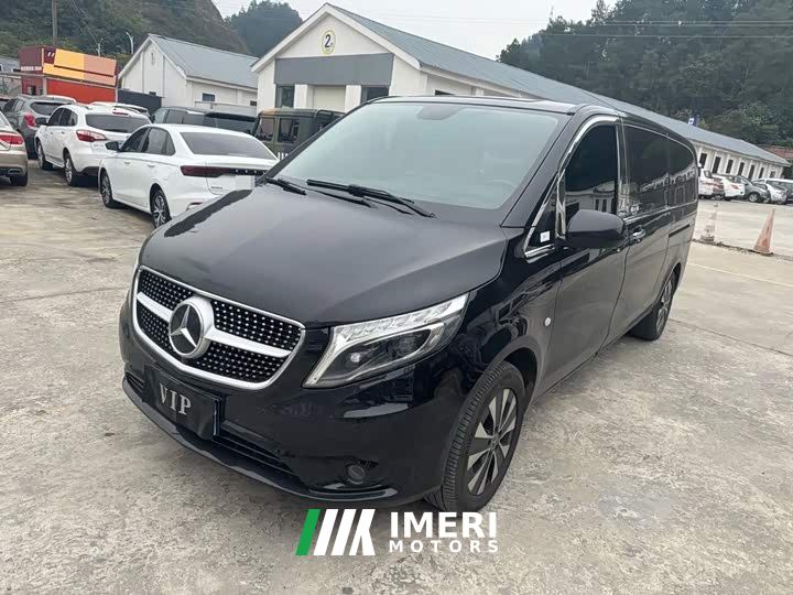 Mercedes-Benz Vito 2.0T Business Edition 7-Seater