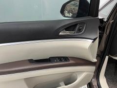 Buick GL8 Land Business Class Comfort Edition - photo 6