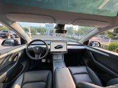 Tesla Model Y Rear-Wheel Drive - ფოტო 8