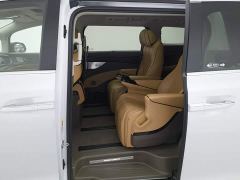 Denza D9 DM-i 970 AWD Premium Edition - photo 15