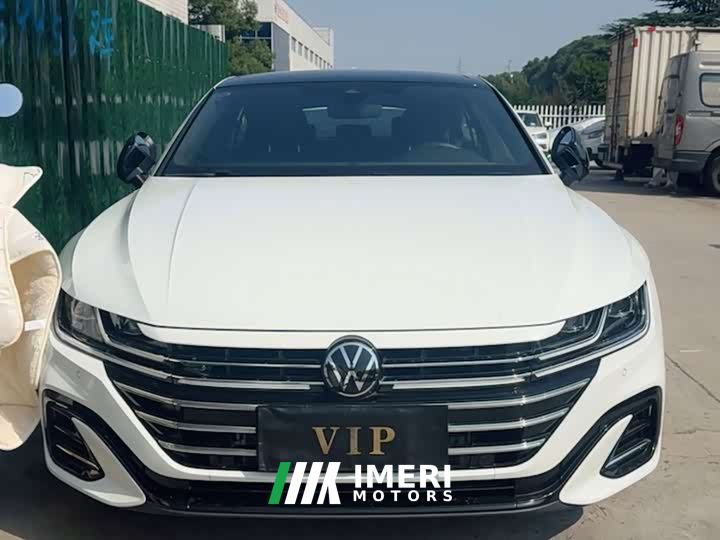 Volkswagen CC 380TSI Eye-Catching Edition