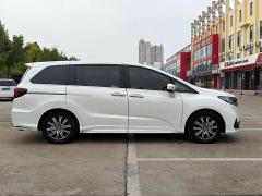 Honda Odyssey 2.0L e:HEV Sharp Comfort Edition - ფოტო 15