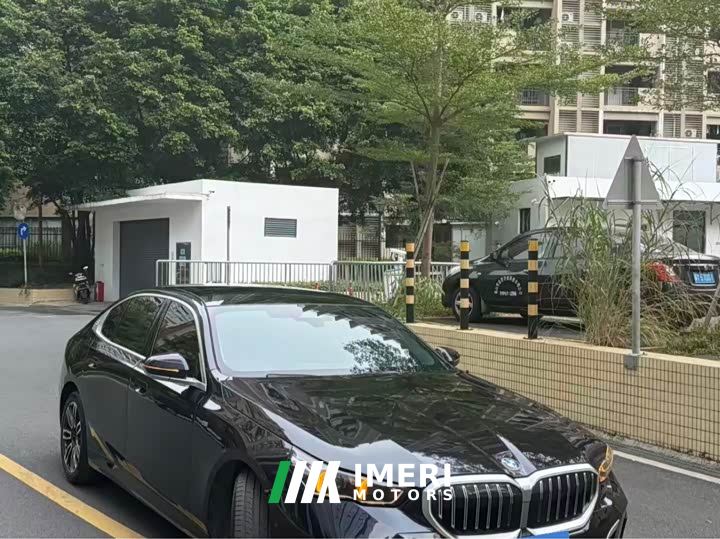 BMW 5 Series 525Li M Sport Package - автомобиль из Китая