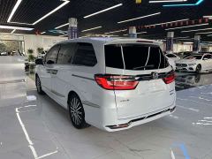 Honda Odyssey 2.0L e:HEV Luxury - ფოტო 7