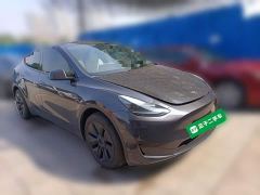 Tesla Model Y Rear-Wheel Drive - photo 3